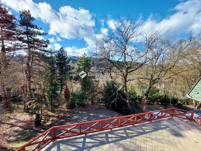 Eladó ház Érd 284 nm