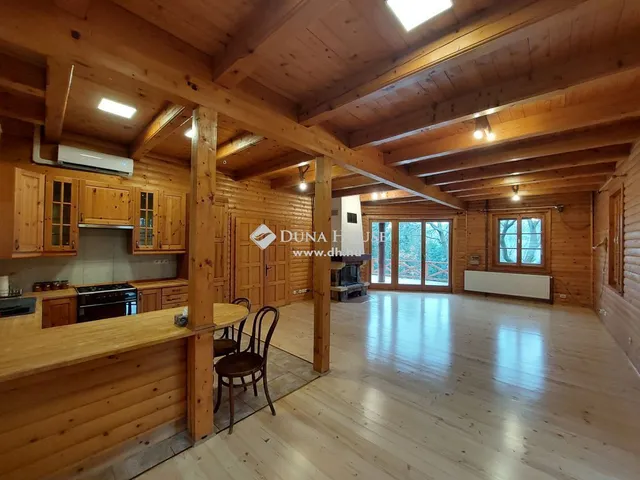 Eladó ház Érd 284 nm