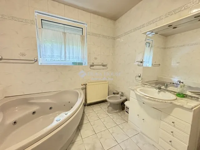 Eladó ház Budapest XXII. kerület 260 nm