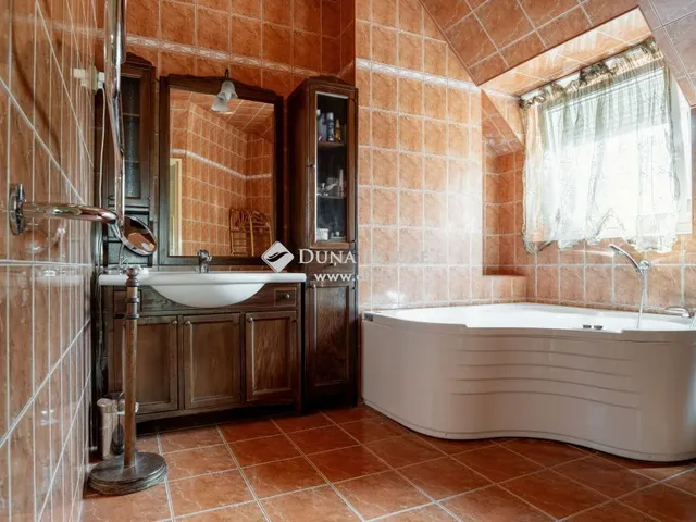 Eladó ház Debrecen 380 nm