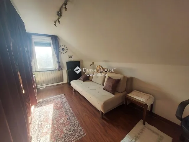 Eladó ház Kerepes 220 nm