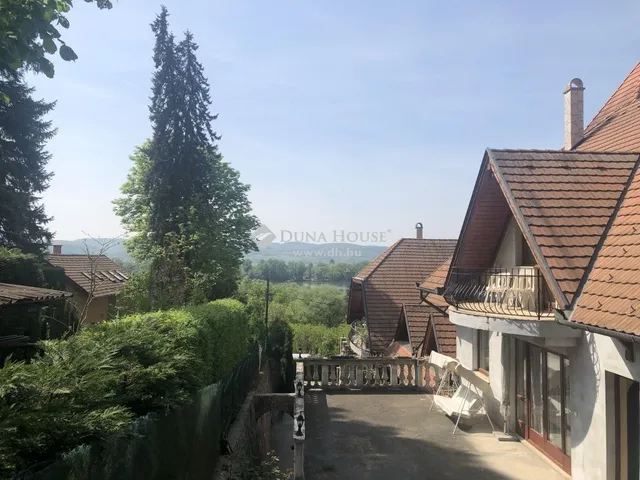 Eladó kereskedelmi és ipari ingatlan Zebegény 802 nm