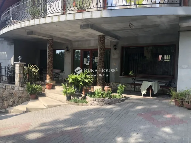 Eladó kereskedelmi és ipari ingatlan Zebegény 802 nm