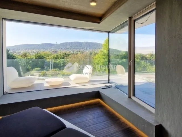 Eladó ház Budapest III. kerület 311 nm