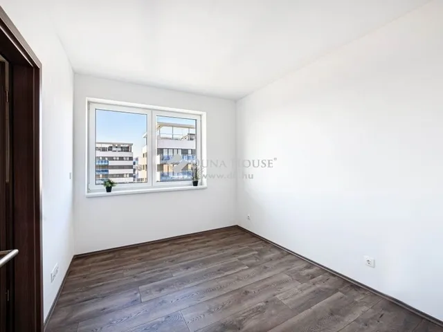 Eladó lakás Budapest XI. kerület 99 nm