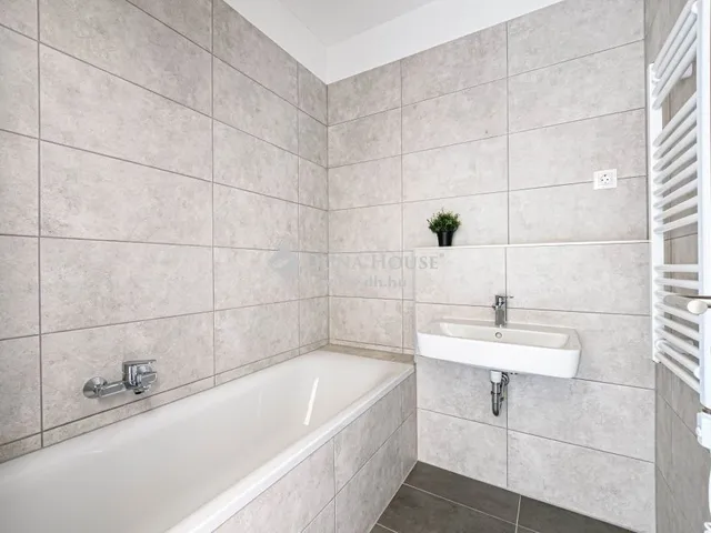 Eladó lakás Budapest XI. kerület 99 nm