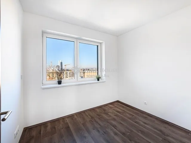 Eladó lakás Budapest XI. kerület 99 nm