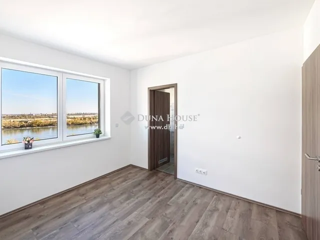 Eladó lakás Budapest XI. kerület 99 nm
