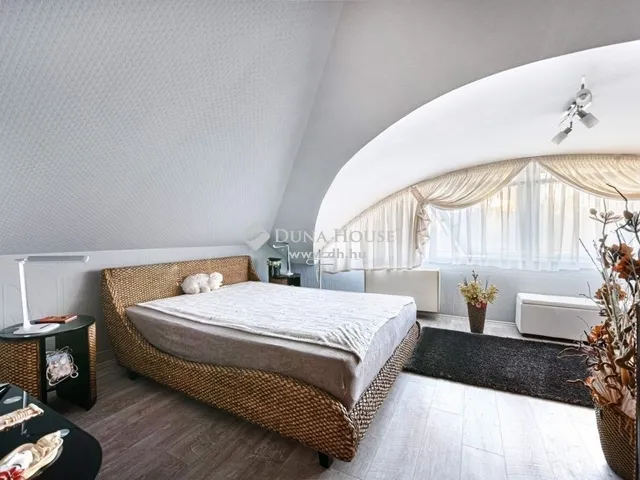 Eladó ház Szigetszentmiklós 291 nm