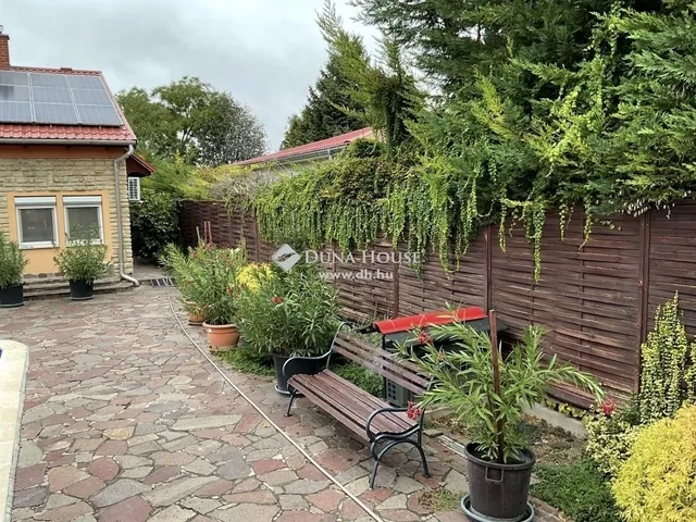 Eladó ház Majosháza 185 nm