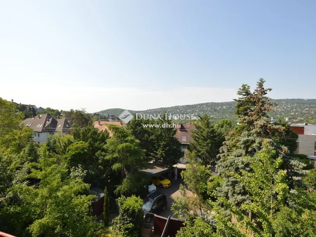 Eladó ház Budapest II. kerület 325 nm