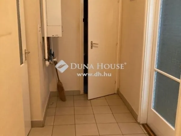 Eladó ház Budapest III. kerület 220 nm