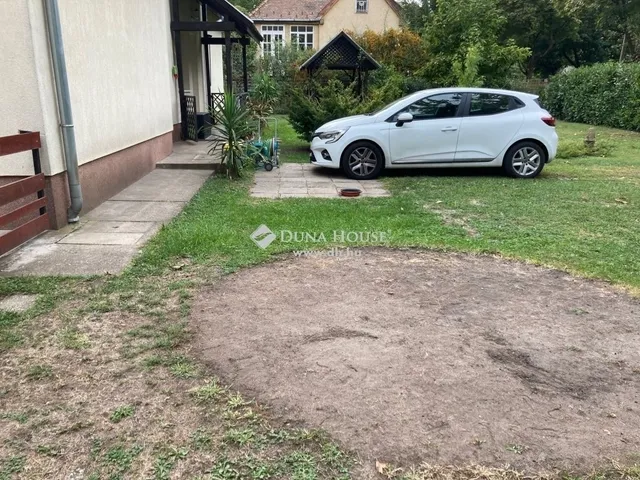 Eladó ház Budapest III. kerület 220 nm