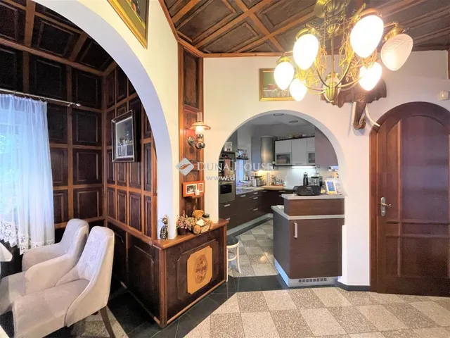 Eladó kereskedelmi és ipari ingatlan Győr 520 nm