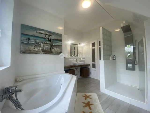 Eladó ház Solymár 200 nm