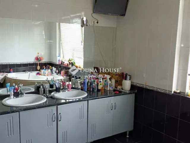 Eladó ház Halásztelek 156 nm