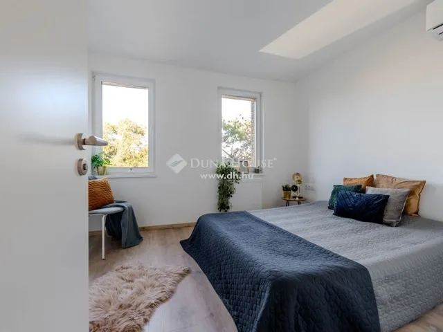 Eladó lakás Budapest VI. kerület 103 nm