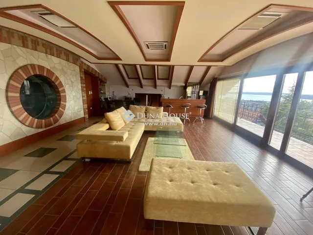 Eladó ház Balatonfüred 550 nm