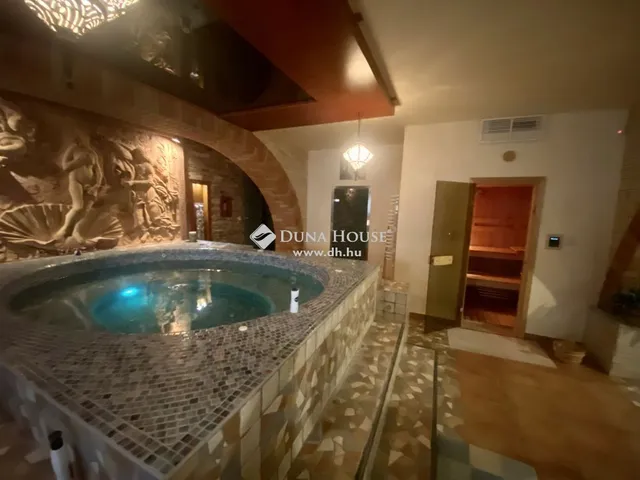 Eladó ház Balatonfüred 550 nm