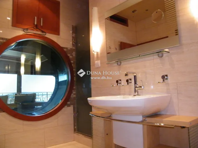 Eladó ház Balatonfüred 550 nm