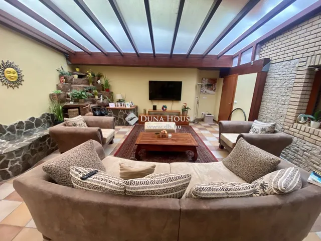 Eladó ház Balatonfüred 550 nm