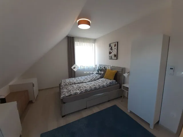 Eladó ház Velence 300 nm