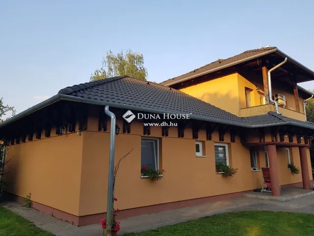 Eladó mezőgazdasági ingatlan Kecskemét, Szarkás 135 nm
