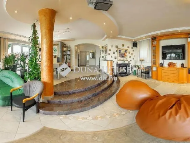 Eladó ház Budapest II. kerület, Budaliget 385 nm