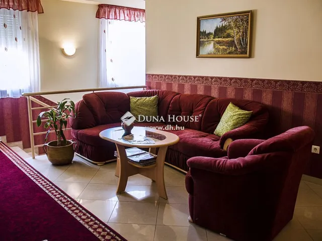 Eladó üdülő és hétvégi ház Debrecen, Veres Péter-kert 967 nm