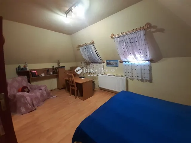 Eladó nyaraló Debrecen, Veres Péter-kert 967 nm