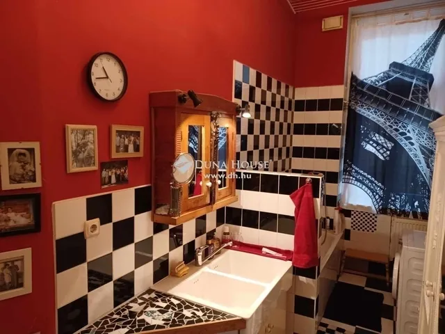 Eladó lakás Budapest VI. kerület 139 nm