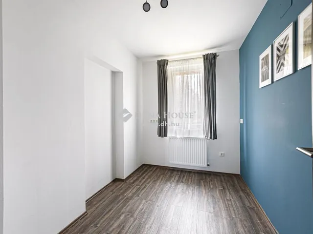 Eladó ház Budapest III. kerület, Testvérhegy 432 nm