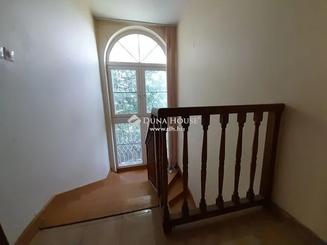 Eladó ház Budapest XII. kerület 295 nm