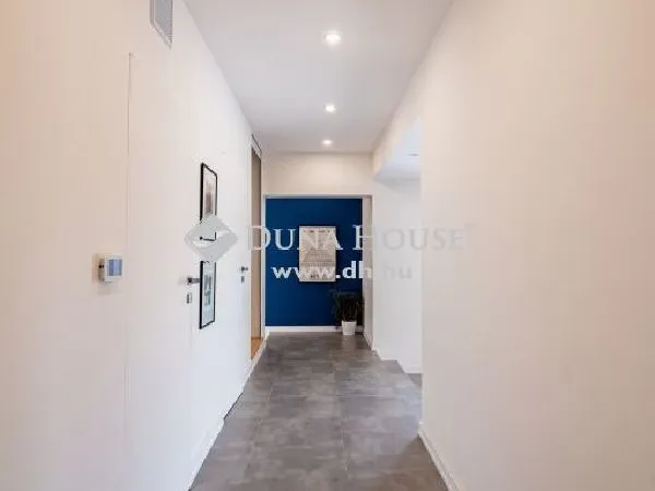 Eladó ház Balatonalmádi 220 nm