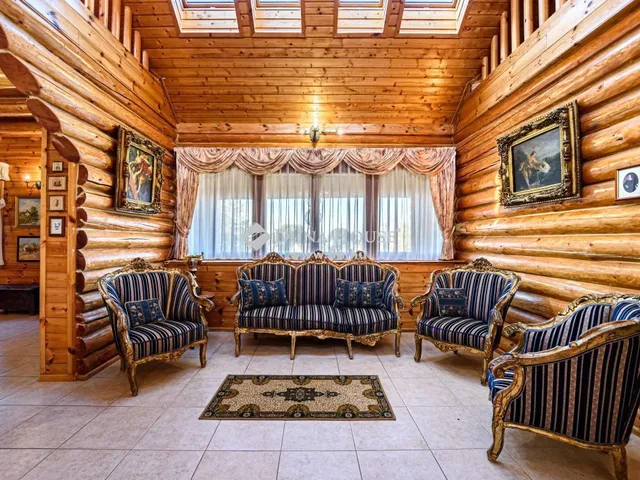 Eladó ház Ceglédbercel 2850 nm