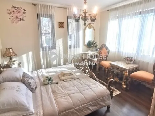 Eladó ház Fót 160 nm