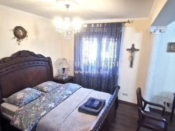 Eladó ház Fót 160 nm