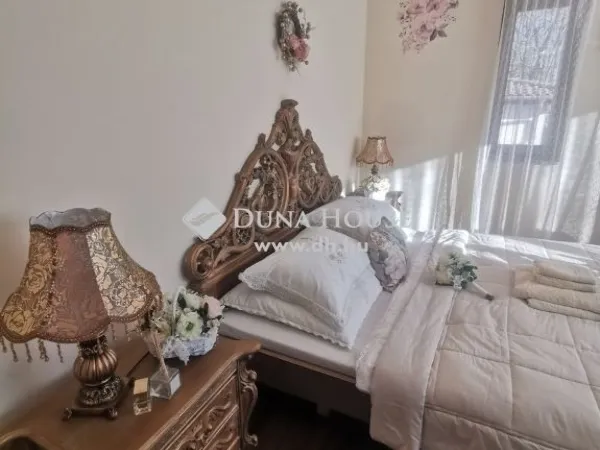 Eladó ház Fót 160 nm