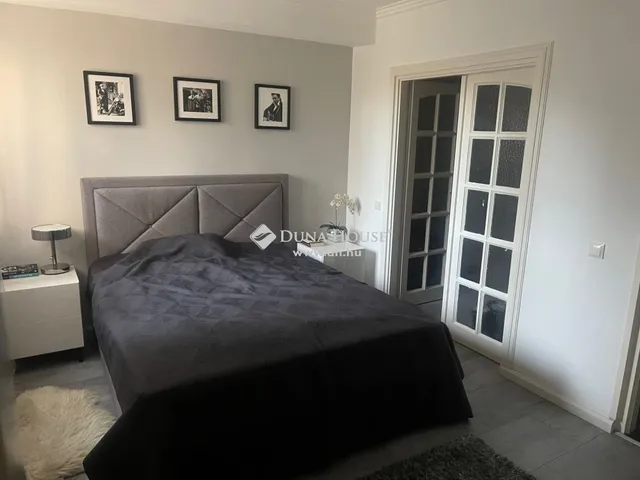 Eladó ház Budapest II. kerület 400 nm