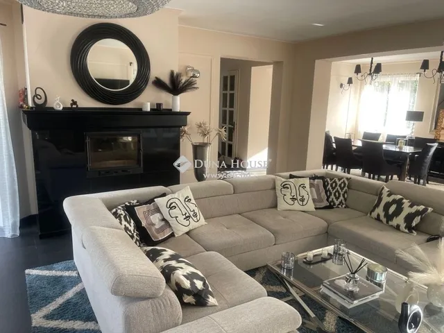 Eladó ház Budapest II. kerület 400 nm