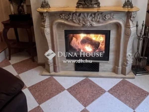 Eladó ház Pócsmegyer 288 nm