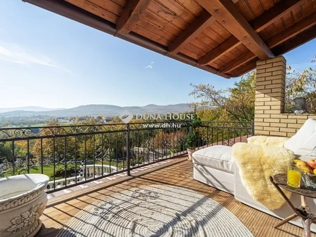 Eladó ház Szentendre 325 nm