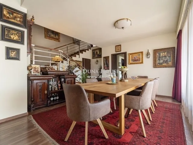 Eladó ház Szentendre 325 nm