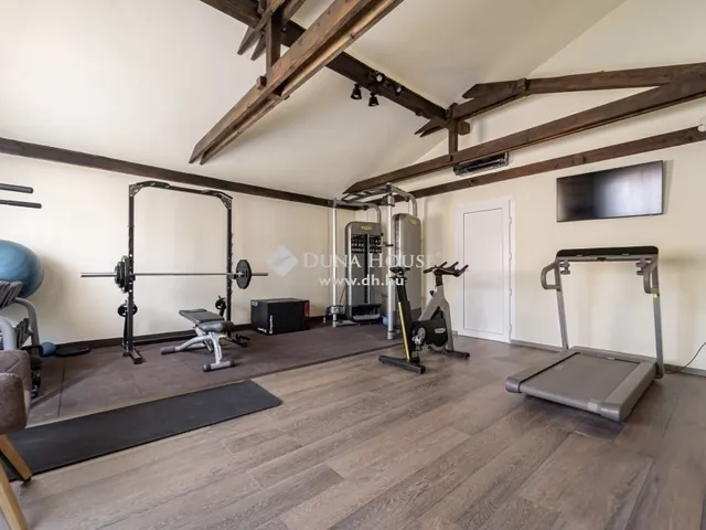 Eladó ház Szentendre 325 nm