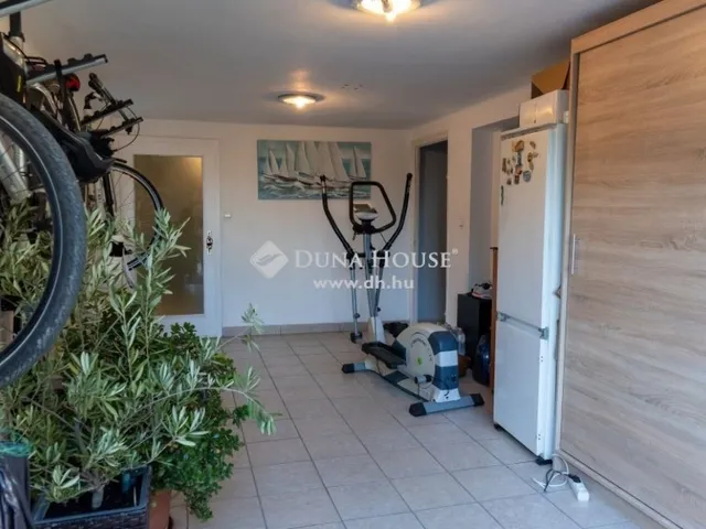 Eladó ház Leányfalu 168 nm