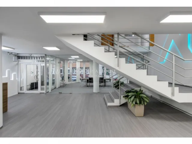 Eladó kereskedelmi és ipari ingatlan Budapest I. kerület 1920 nm