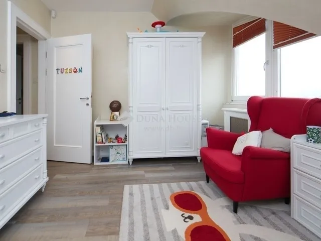 Eladó ház Budapest II. kerület 398 nm