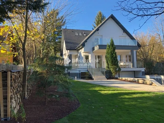 Eladó ház Budapest II. kerület 307 nm