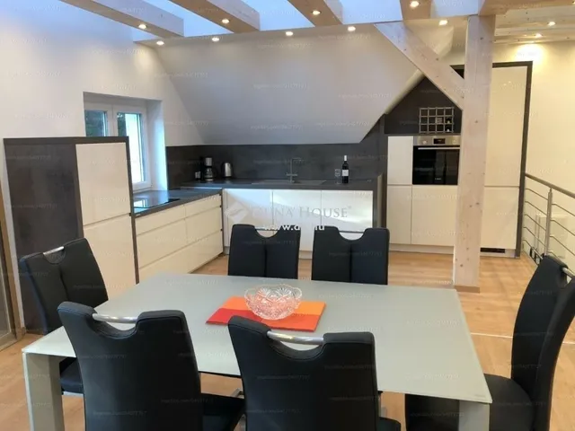 Eladó ház Budapest II. kerület 307 nm