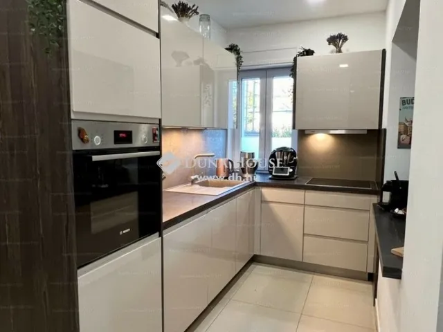 Eladó ház Budapest II. kerület 307 nm